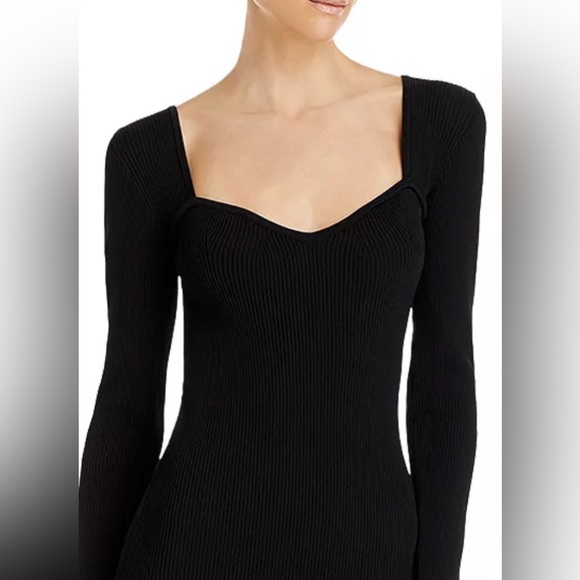 LUCY PARIS | NWT Long Sleeve Sweetheart Neckline Bodycon Dress - Picture 3 of 10